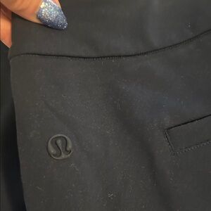 Lululemon Women’s Navy Athletic relaxed draw string waist pants  - Classic Logo